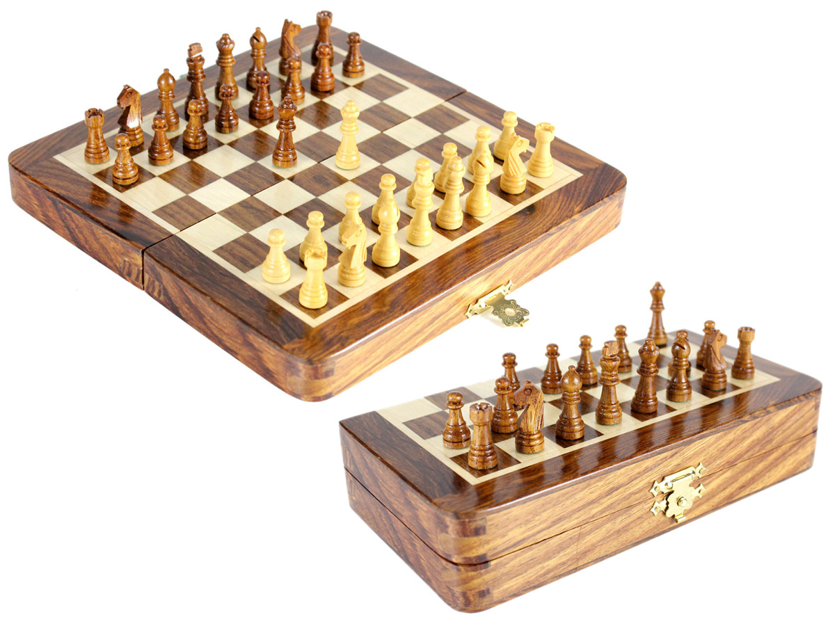 Pocket Magnetic Chess Set Folding 6-1/4" with 2 Extra Queens, Pawns & 4 Extra Knights Golden Rosewood/Maple